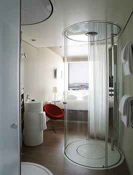 Citizenm Schiphol Airport Hotel