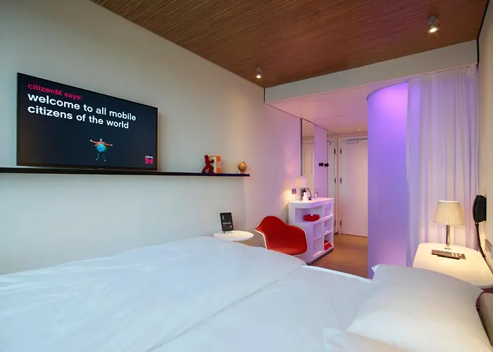 citizenM Schiphol Airport