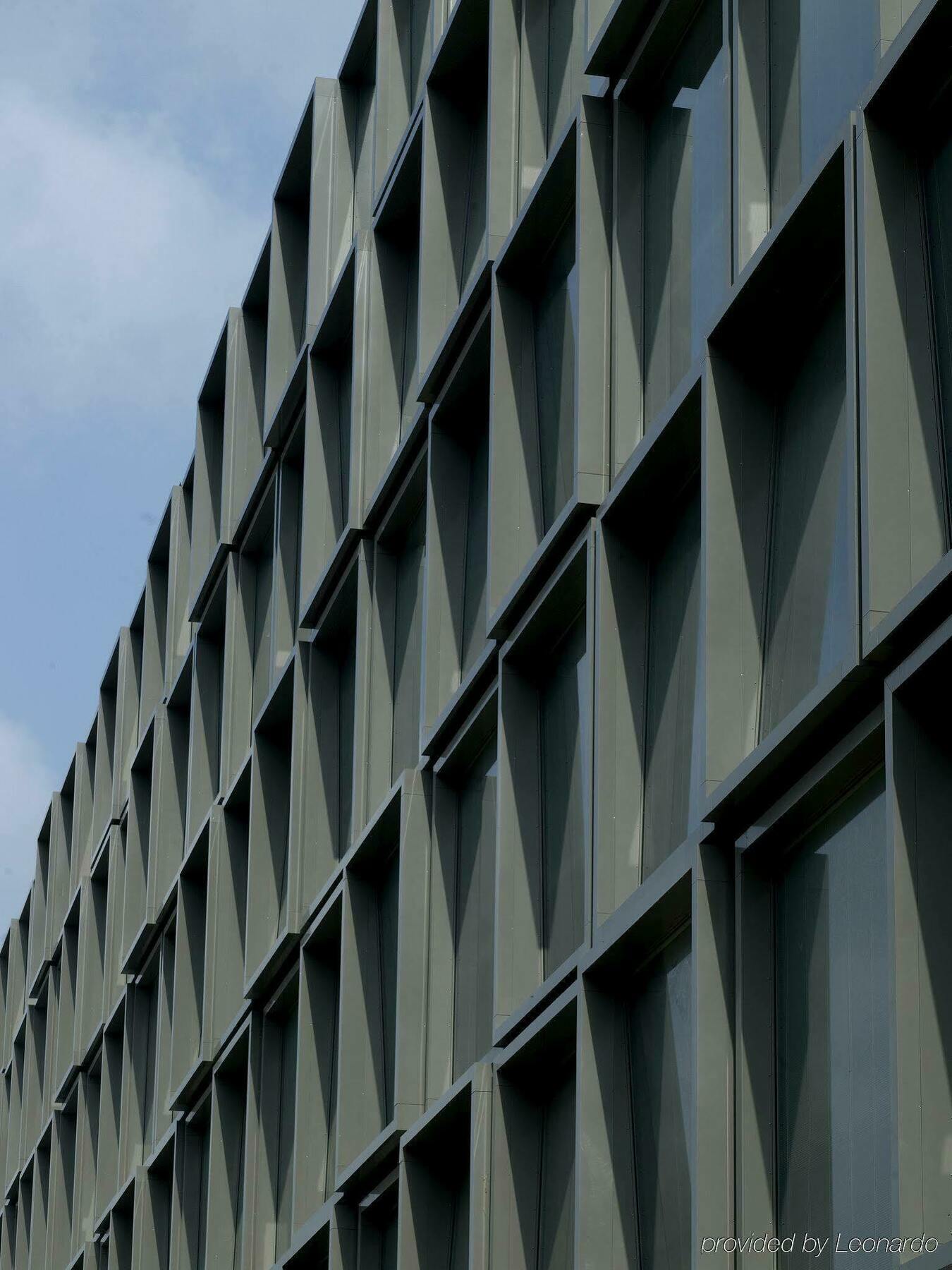 Citizenm Schiphol Airport 4*